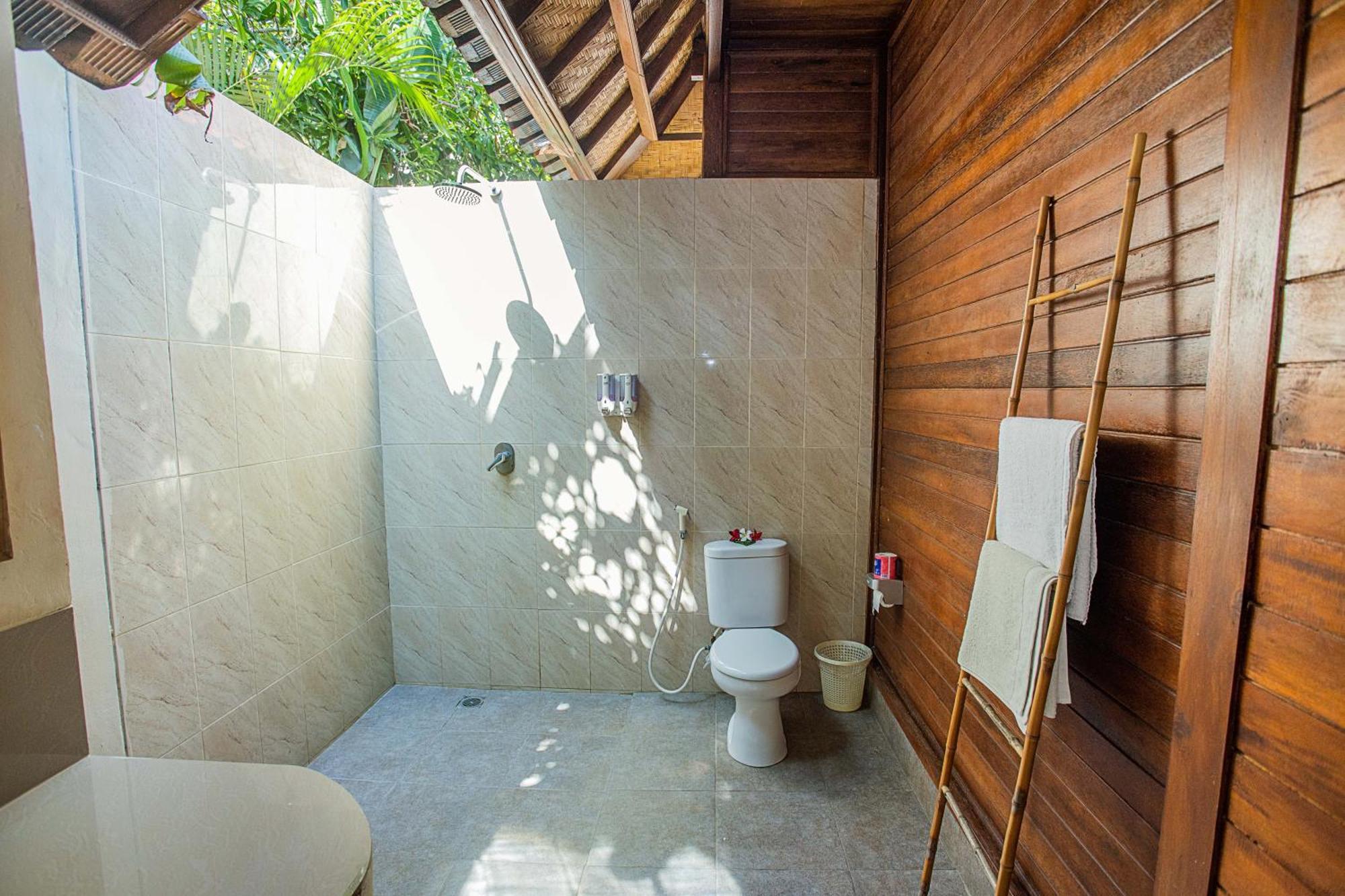 The Parnas Hotel Nusa Lembongan  Bagian luar foto