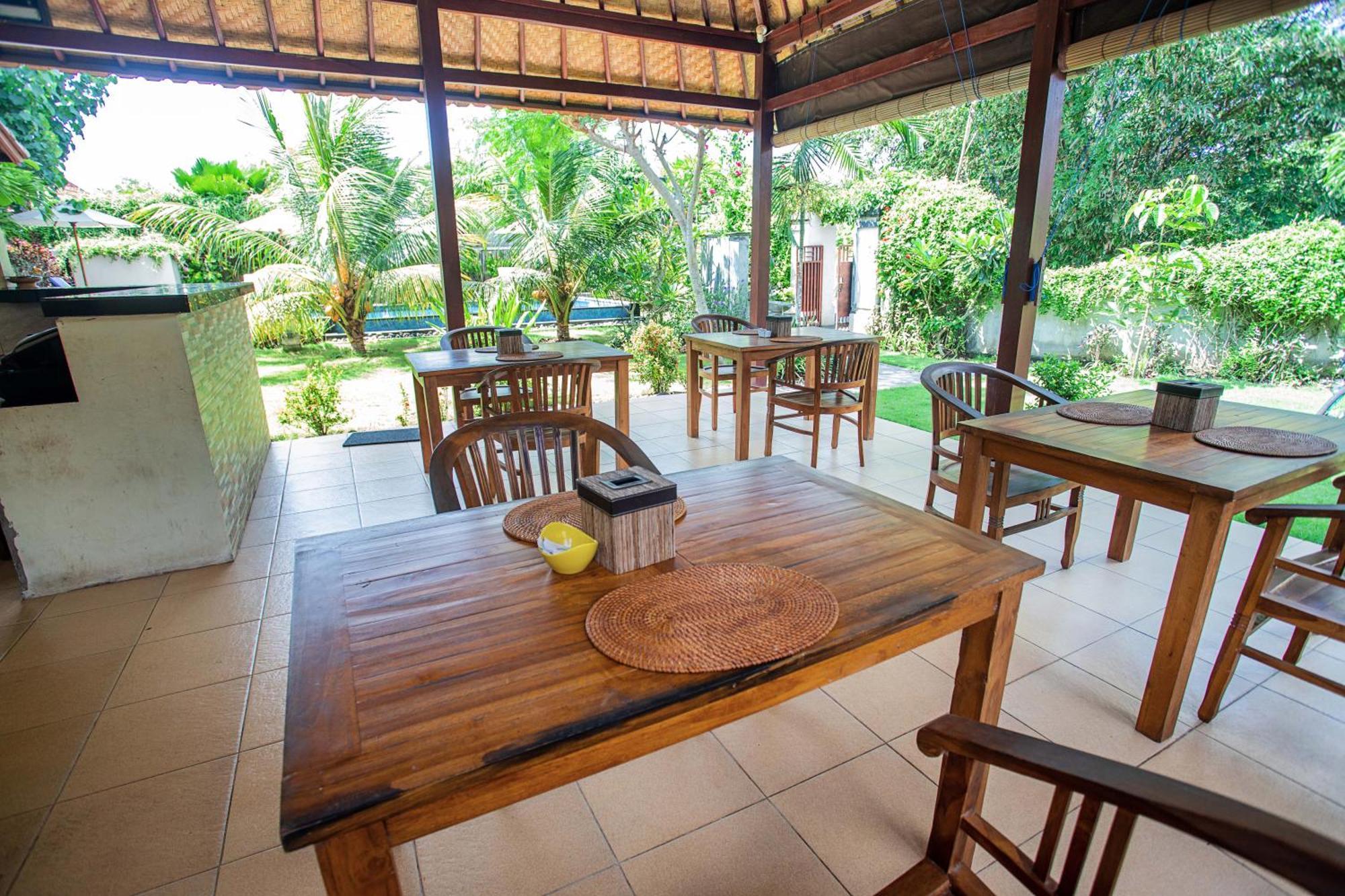The Parnas Hotel Nusa Lembongan  Bagian luar foto