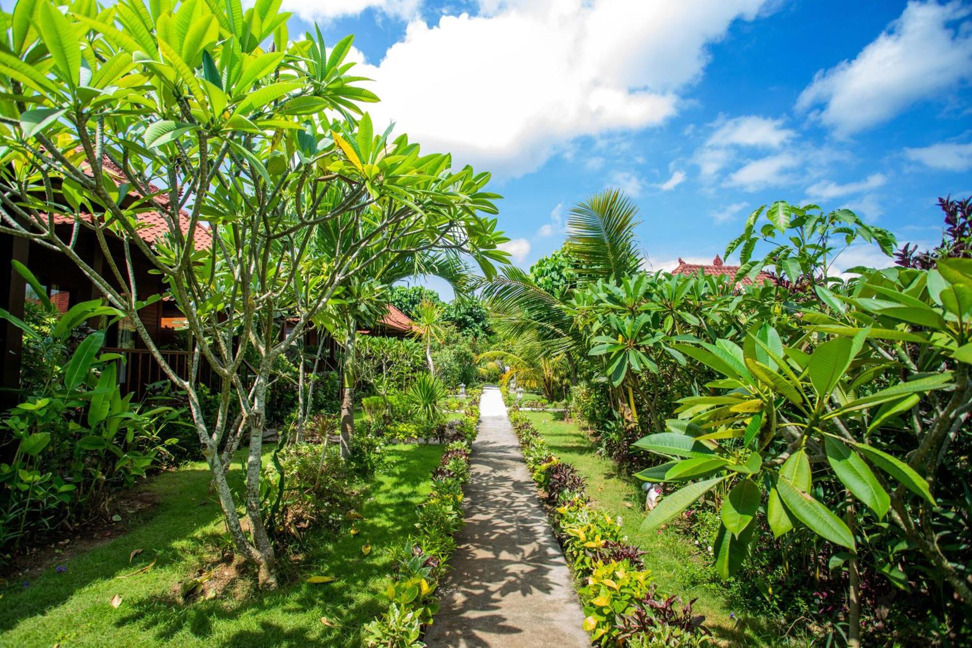 The Parnas Hotel Nusa Lembongan  Bagian luar foto