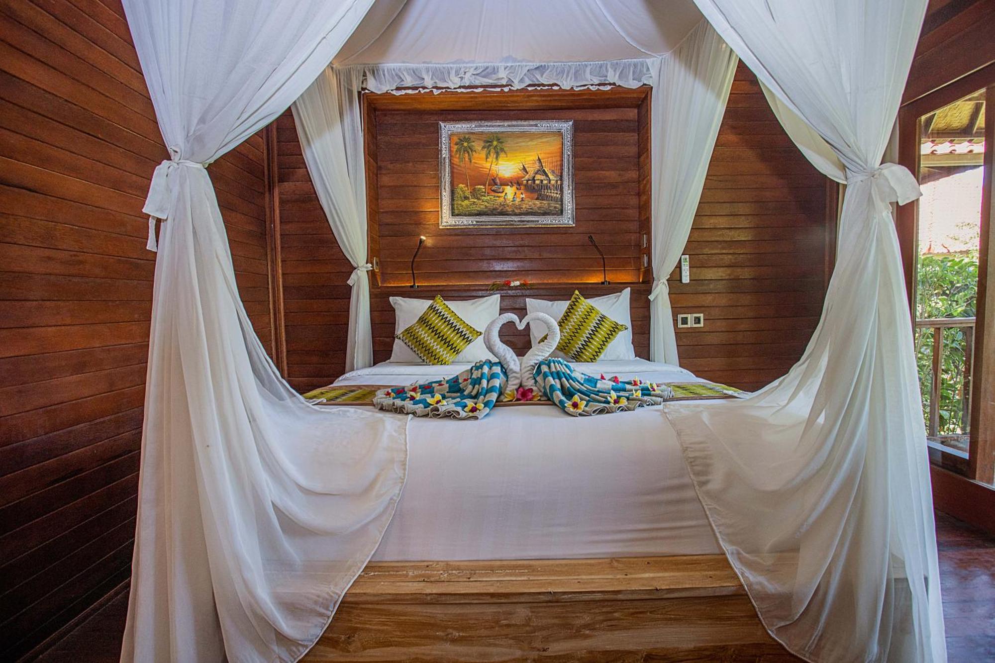 The Parnas Hotel Nusa Lembongan  Bagian luar foto