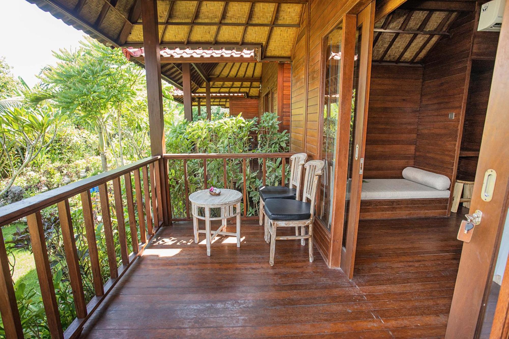 The Parnas Hotel Nusa Lembongan  Bagian luar foto