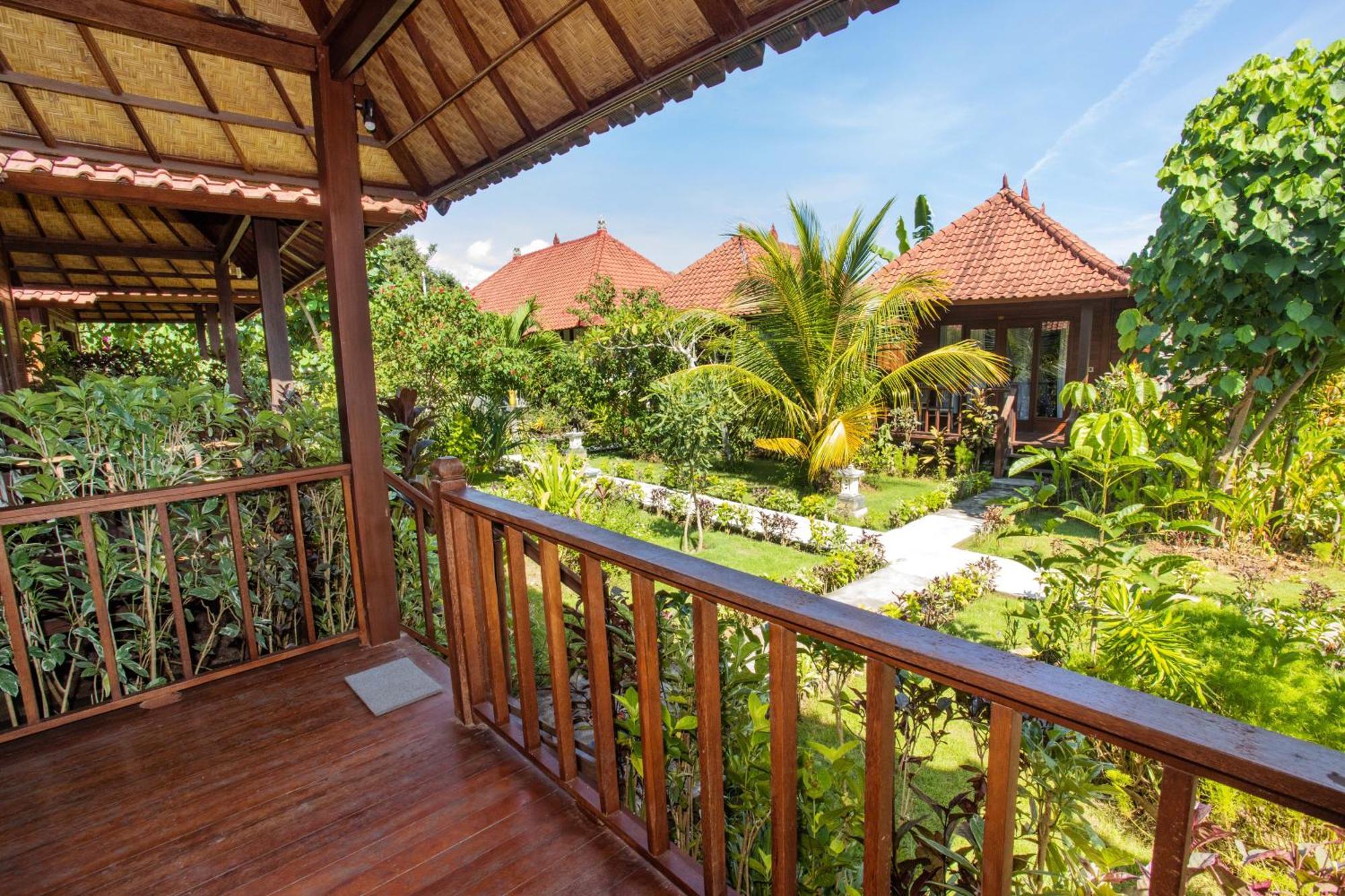 The Parnas Hotel Nusa Lembongan  Bagian luar foto