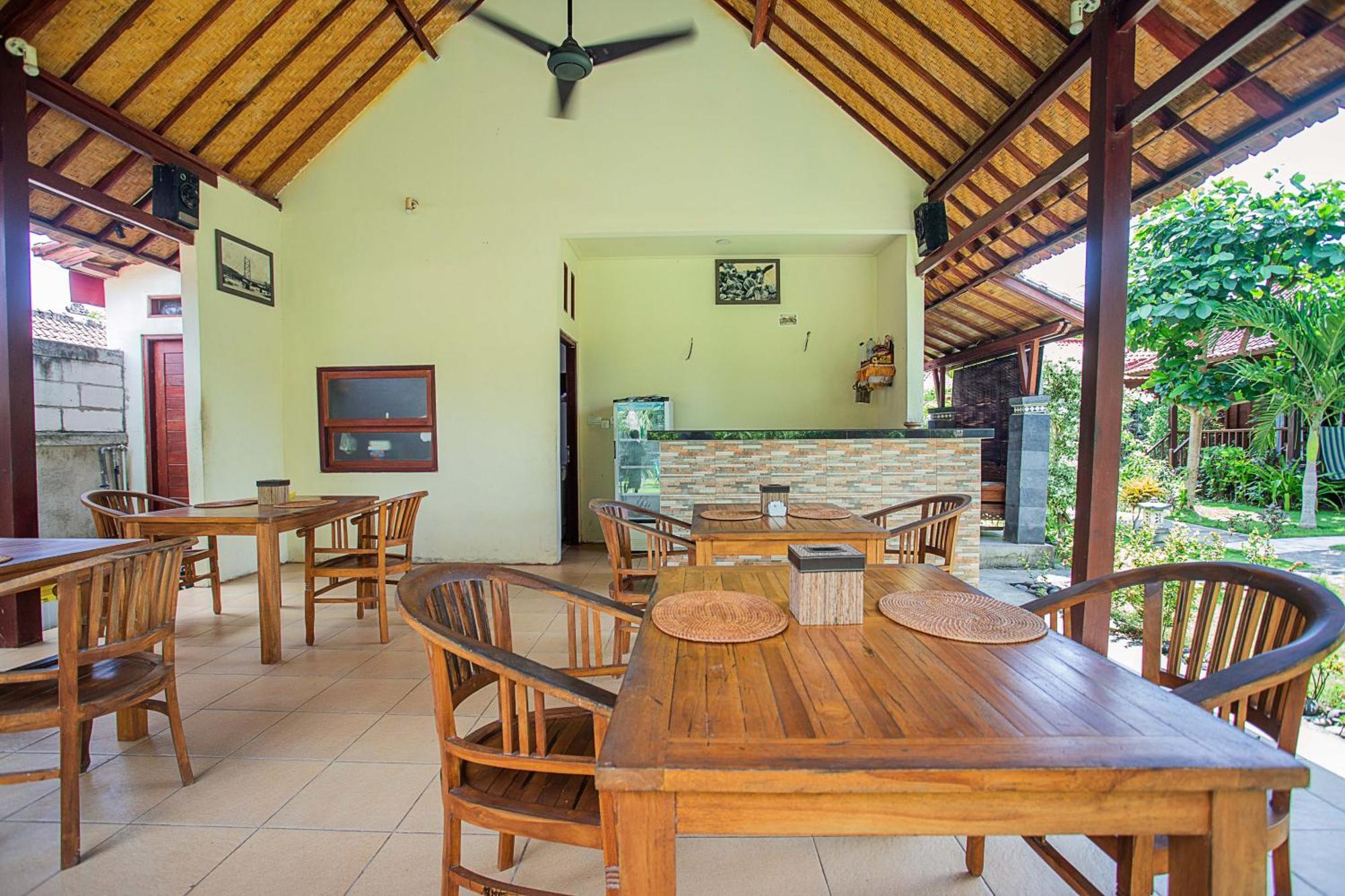 The Parnas Hotel Nusa Lembongan  Bagian luar foto