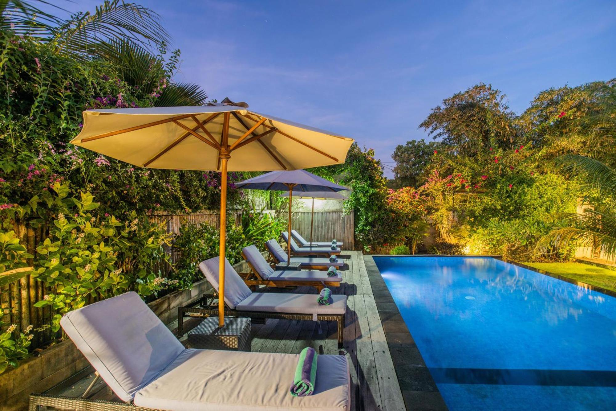 The Parnas Hotel Nusa Lembongan  Bagian luar foto